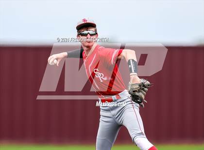 Thumbnail 3 in Sam Rayburn vs. Lindsay (UIL 2A Area Playoff) photogallery.