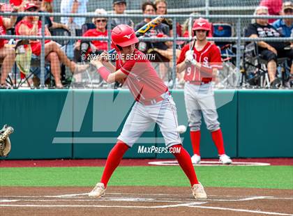 Thumbnail 1 in Sam Rayburn vs. Lindsay (UIL 2A Area Playoff) photogallery.