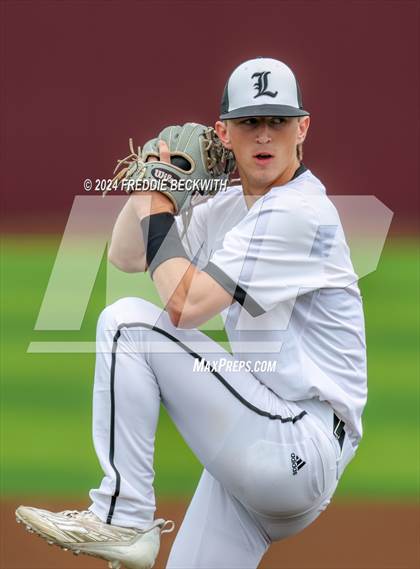 Thumbnail 1 in Sam Rayburn vs. Lindsay (UIL 2A Area Playoff) photogallery.