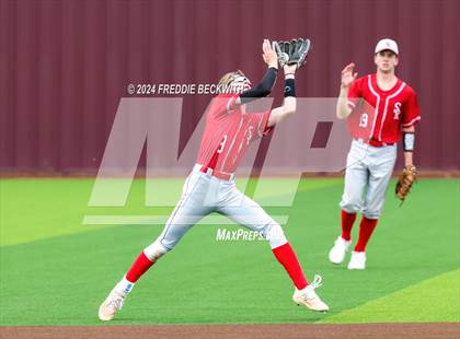 Thumbnail 3 in Sam Rayburn vs. Lindsay (UIL 2A Area Playoff) photogallery.