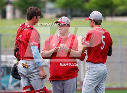 Thumbnail 1 in Sam Rayburn vs. Lindsay (UIL 2A Area Playoff) photogallery.