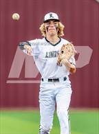 Photo from the gallery "Sam Rayburn vs. Lindsay (UIL 2A Area Playoff)"