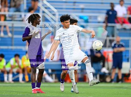 Thumbnail 1 in Alief Elsik vs. Klein Cain (UIL 6A Soccer Division I Final) photogallery.