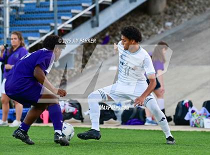 Thumbnail 1 in Alief Elsik vs. Klein Cain (UIL 6A Soccer Division I Final) photogallery.