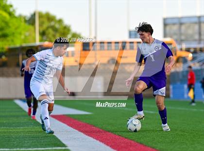 Thumbnail 2 in Alief Elsik vs. Klein Cain (UIL 6A Soccer Division I Final) photogallery.