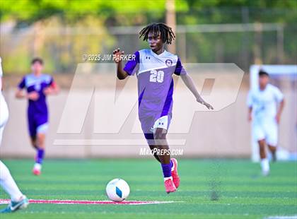 Thumbnail 3 in Alief Elsik vs. Klein Cain (UIL 6A Soccer Division I Final) photogallery.