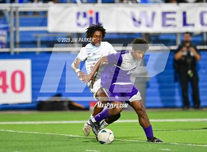 Thumbnail 3 in Alief Elsik vs. Klein Cain (UIL 6A Soccer Division I Final) photogallery.