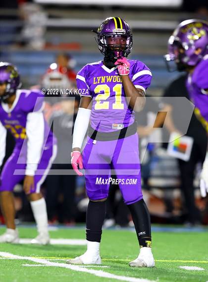 Thumbnail 3 in Lynwood vs. Gladstone (CIF SS Playoffs D14) photogallery.