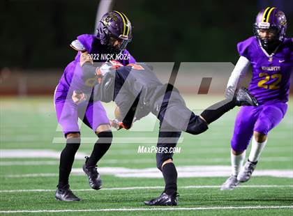 Thumbnail 2 in Lynwood vs. Gladstone (CIF SS Playoffs D14) photogallery.