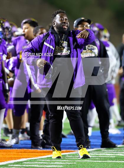 Thumbnail 3 in Lynwood vs. Gladstone (CIF SS Playoffs D14) photogallery.