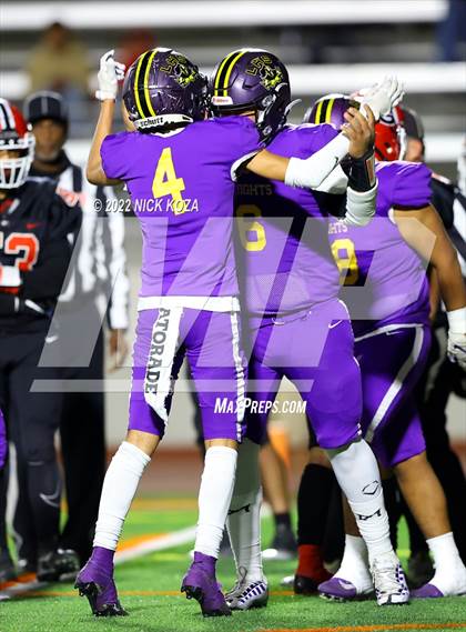 Thumbnail 2 in Lynwood vs. Gladstone (CIF SS Playoffs D14) photogallery.