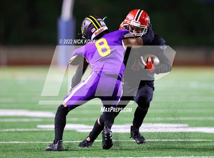 Thumbnail 3 in Lynwood vs. Gladstone (CIF SS Playoffs D14) photogallery.