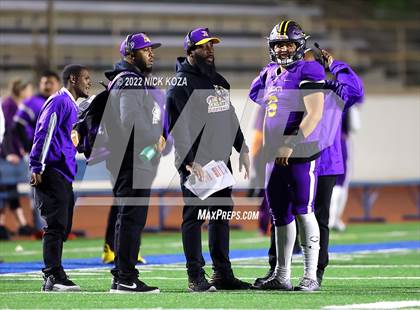 Thumbnail 2 in Lynwood vs. Gladstone (CIF SS Playoffs D14) photogallery.