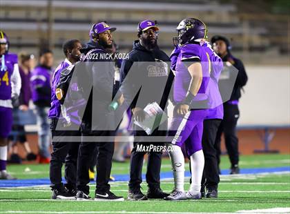 Thumbnail 2 in Lynwood vs. Gladstone (CIF SS Playoffs D14) photogallery.