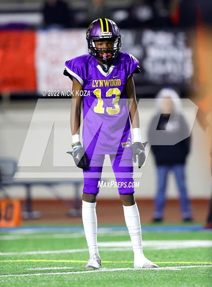 Thumbnail 2 in Lynwood vs. Gladstone (CIF SS Playoffs D14) photogallery.