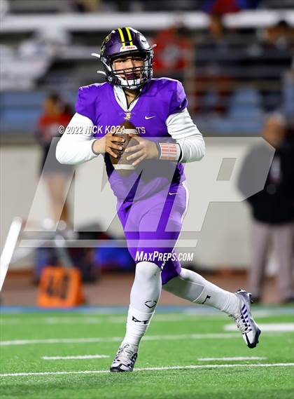 Thumbnail 3 in Lynwood vs. Gladstone (CIF SS Playoffs D14) photogallery.