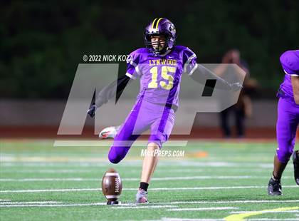 Thumbnail 2 in Lynwood vs. Gladstone (CIF SS Playoffs D14) photogallery.