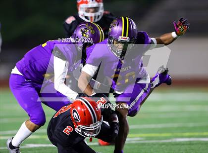 Thumbnail 2 in Lynwood vs. Gladstone (CIF SS Playoffs D14) photogallery.