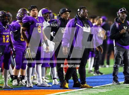 Thumbnail 3 in Lynwood vs. Gladstone (CIF SS Playoffs D14) photogallery.