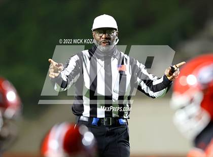Thumbnail 1 in Lynwood vs. Gladstone (CIF SS Playoffs D14) photogallery.