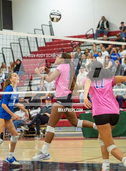 Thumbnail 3 in Rancho Bernardo vs. Eastlake (San Diego CIF Division 1 Final) photogallery.