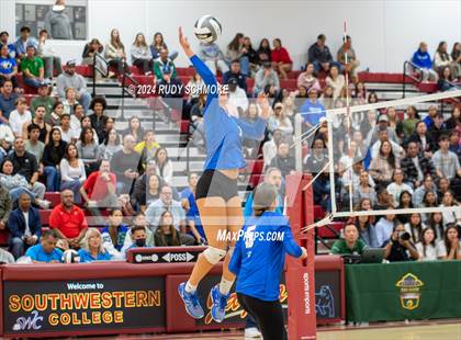 Thumbnail 3 in Rancho Bernardo vs. Eastlake (San Diego CIF Division 1 Final) photogallery.