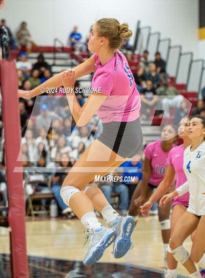 Thumbnail 3 in Rancho Bernardo vs. Eastlake (San Diego CIF Division 1 Final) photogallery.