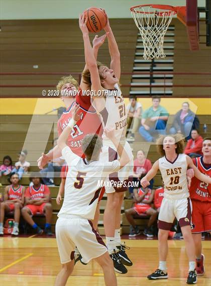 Thumbnail 2 in East Peoria vs. Calvary photogallery.