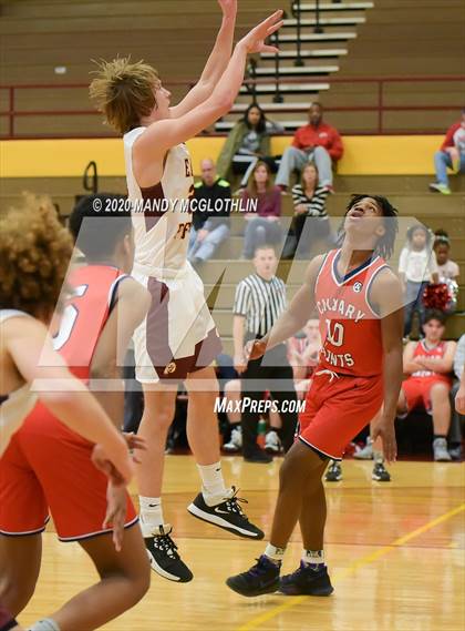 Thumbnail 3 in East Peoria vs. Calvary photogallery.