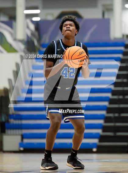Thumbnail 3 in Hephzibah vs Burke County (100 Black Men of Augusta Thanksgiving Classic) photogallery.