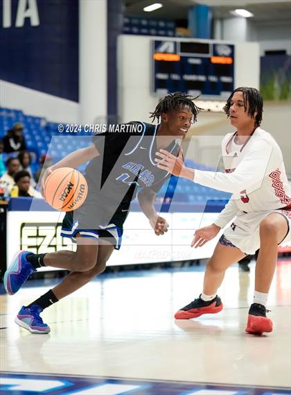 Thumbnail 3 in Hephzibah vs Burke County (100 Black Men of Augusta Thanksgiving Classic) photogallery.