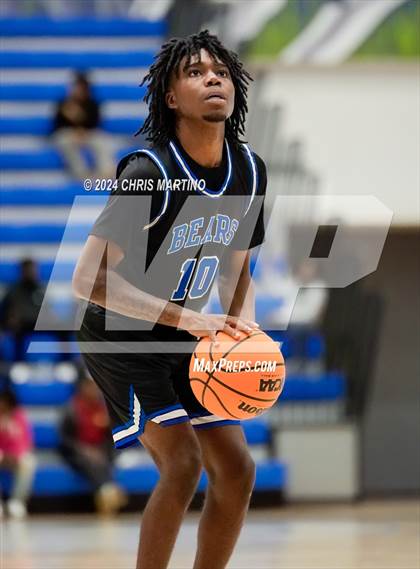 Thumbnail 3 in Hephzibah vs Burke County (100 Black Men of Augusta Thanksgiving Classic) photogallery.