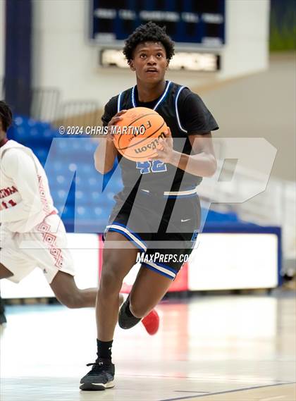 Thumbnail 3 in Hephzibah vs Burke County (100 Black Men of Augusta Thanksgiving Classic) photogallery.