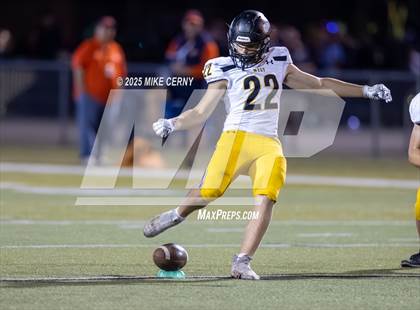 Thumbnail 3 in Shawnee Mission West @ Olathe East photogallery.
