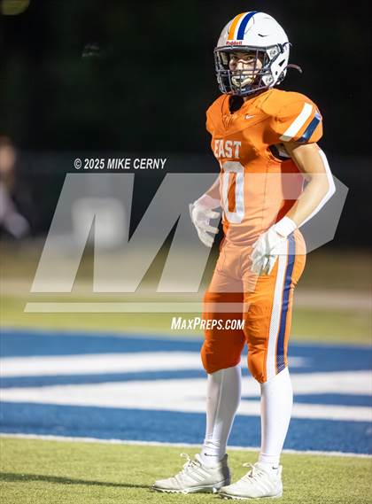 Thumbnail 1 in Shawnee Mission West @ Olathe East photogallery.