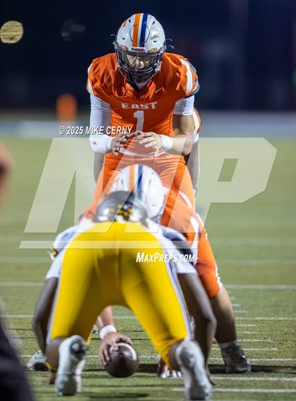 Thumbnail 1 in Shawnee Mission West @ Olathe East photogallery.