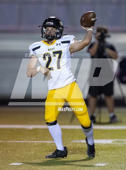 Thumbnail 1 in Shawnee Mission West @ Olathe East photogallery.