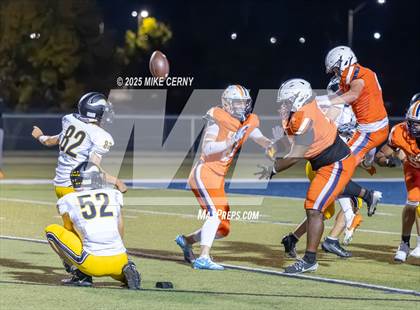 Thumbnail 2 in Shawnee Mission West @ Olathe East photogallery.
