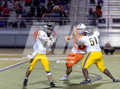 Thumbnail 3 in Shawnee Mission West @ Olathe East photogallery.