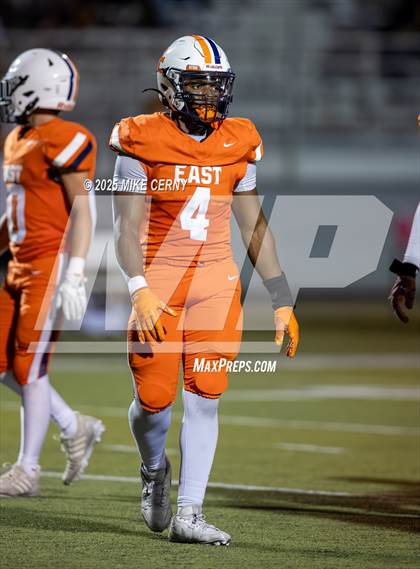 Thumbnail 2 in Shawnee Mission West @ Olathe East photogallery.