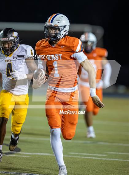 Thumbnail 2 in Shawnee Mission West @ Olathe East photogallery.