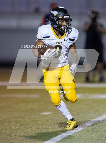 Thumbnail 2 in Shawnee Mission West @ Olathe East photogallery.