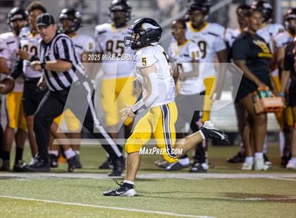 Thumbnail 1 in Shawnee Mission West @ Olathe East photogallery.