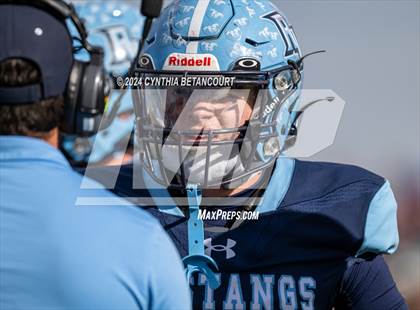 Thumbnail 3 in Legend vs Ralston Valley (CHSAA 5A Playoff) photogallery.