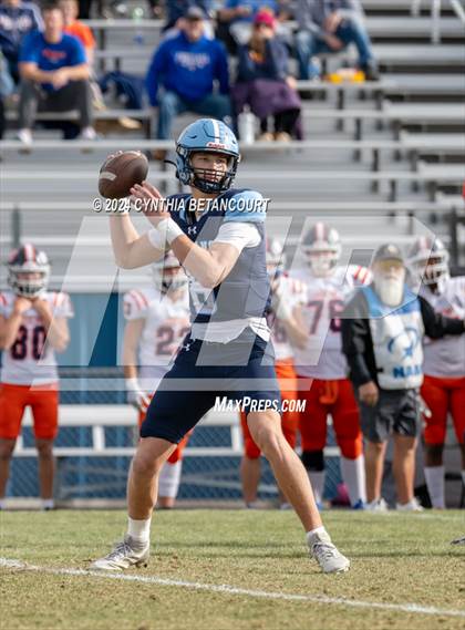 Thumbnail 3 in Legend vs Ralston Valley (CHSAA 5A Playoff) photogallery.
