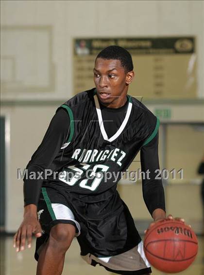 Thumbnail 1 in Rodriguez vs. Granite Bay (Mark Macres Tournament) photogallery.
