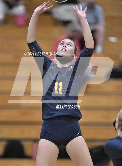 Thumbnail 2 in Menlo School vs. Newport Harbor (Dave Mohs Tournament) photogallery.