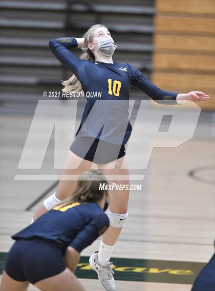 Thumbnail 2 in Menlo School vs. Newport Harbor (Dave Mohs Tournament) photogallery.