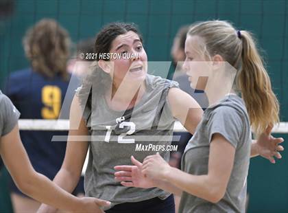 Thumbnail 1 in Menlo School vs. Newport Harbor (Dave Mohs Tournament) photogallery.