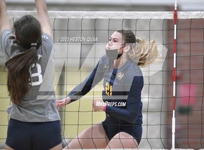 Thumbnail 3 in Menlo School vs. Newport Harbor (Dave Mohs Tournament) photogallery.